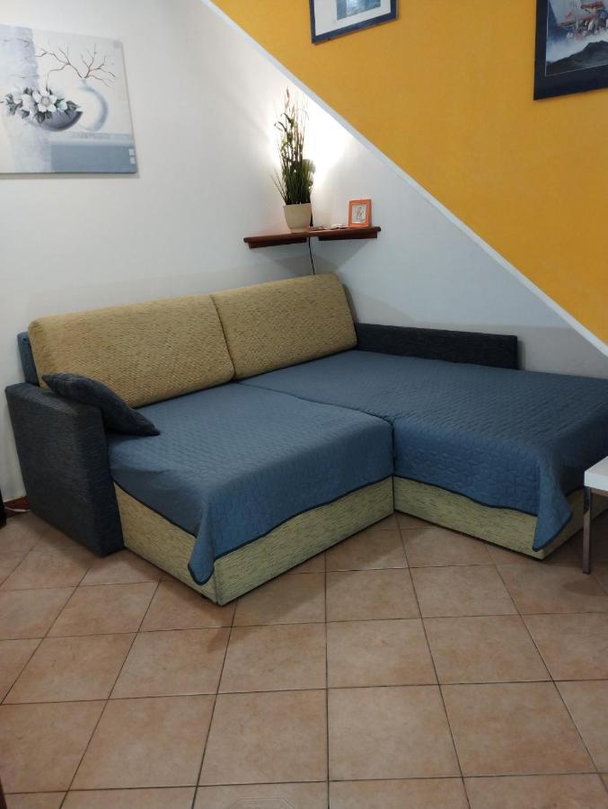 Apartma Santina Apartment ไพราน ภายนอก รูปภาพ